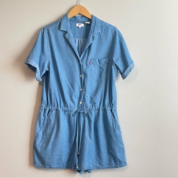 NWOT Levis Strauss Women’s Roomy Blue Chambray Button Down Romper Shorts… - Picture 2 of 8